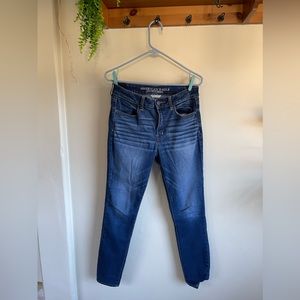 American Eagle Hi-rise Jegging (8 Regular)